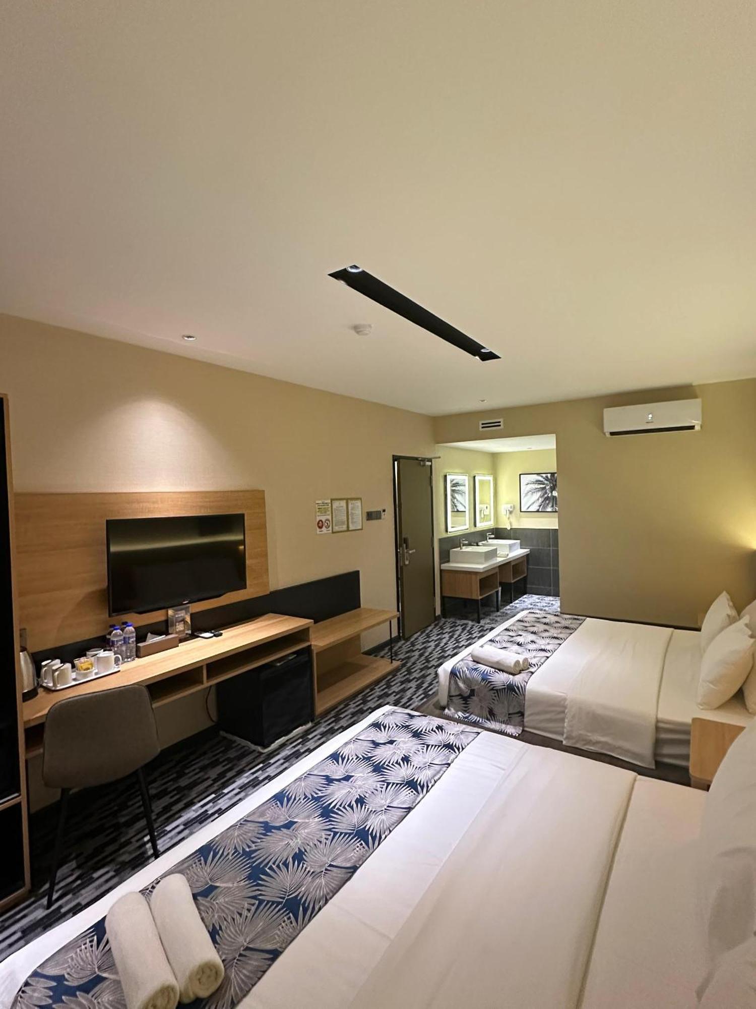 Nb Hotel Johor Bahru Exterior photo