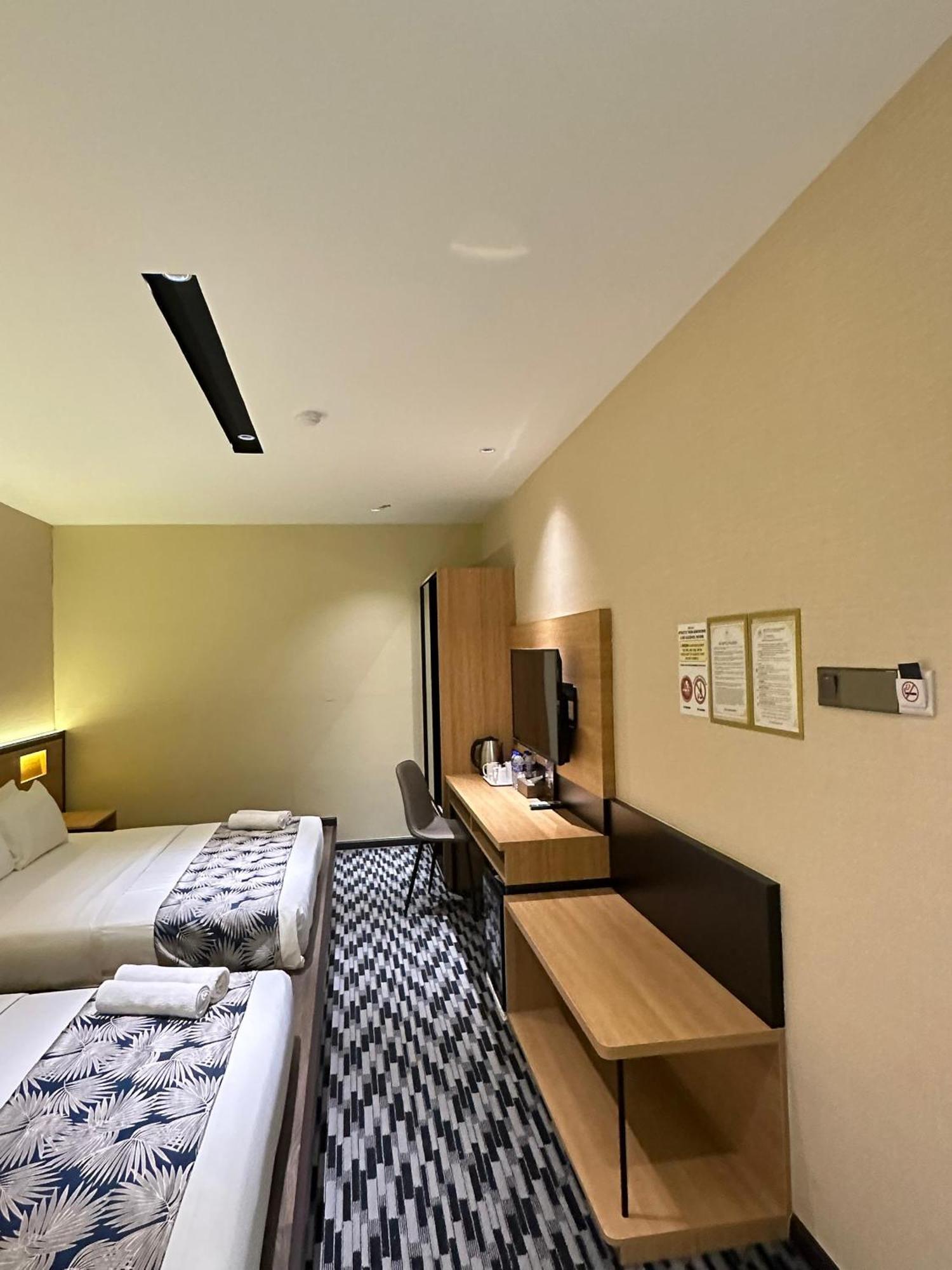 Nb Hotel Johor Bahru Exterior photo